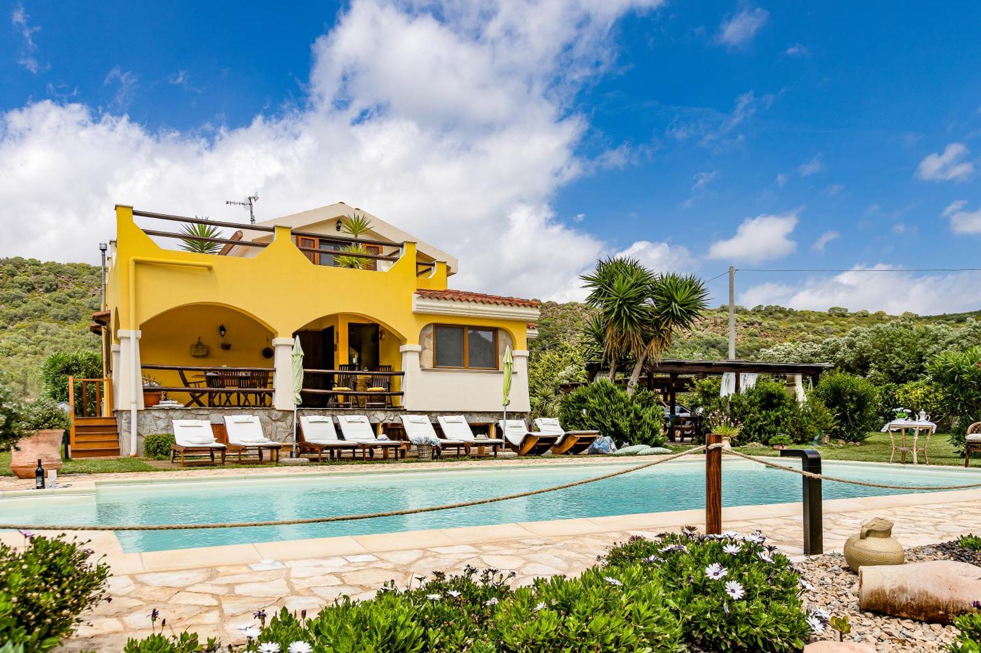 Villa Saige , Piscina Con Idromassaggio ألغيرو المظهر الخارجي الصورة