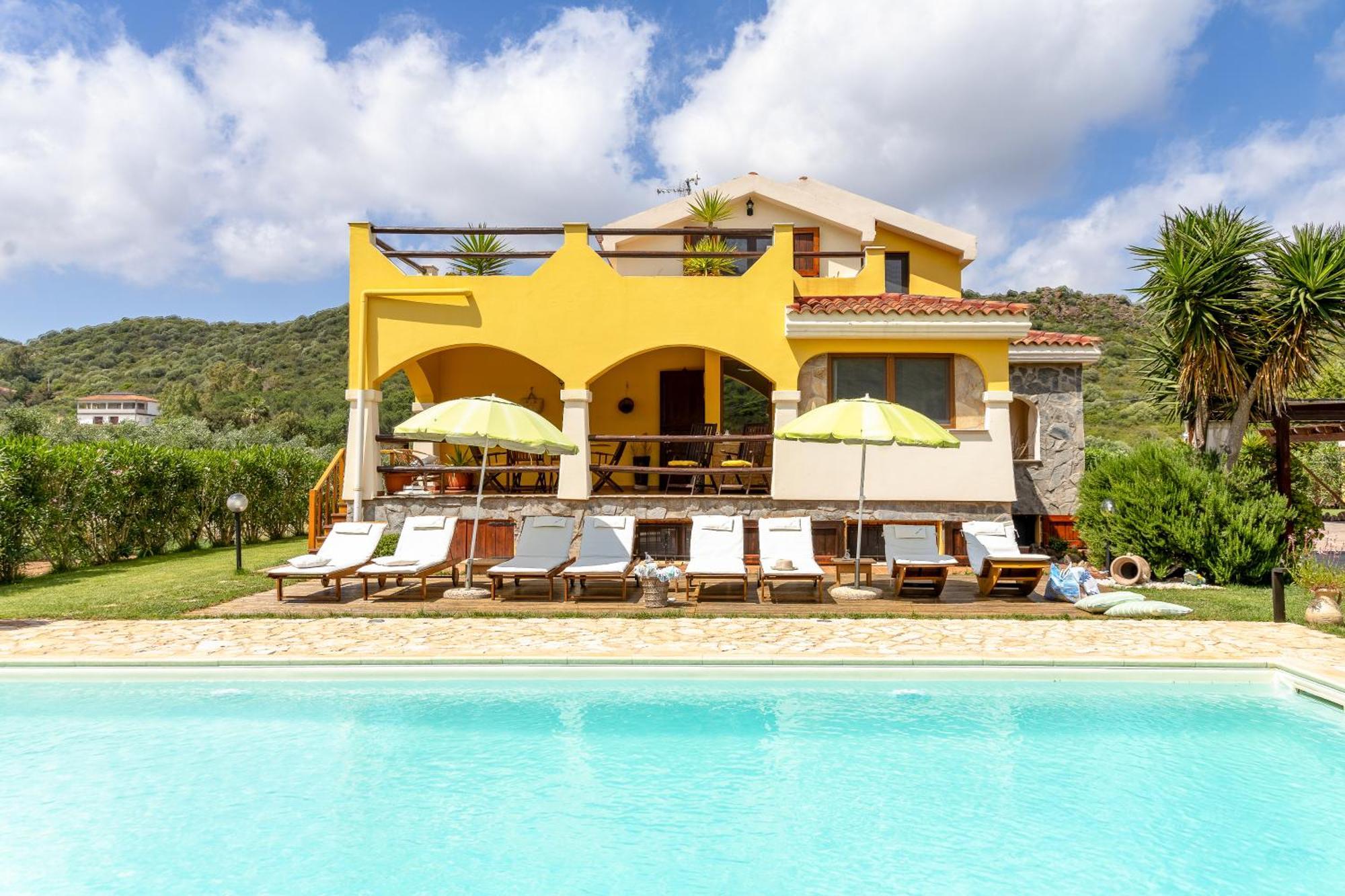 Villa Saige , Piscina Con Idromassaggio ألغيرو المظهر الخارجي الصورة