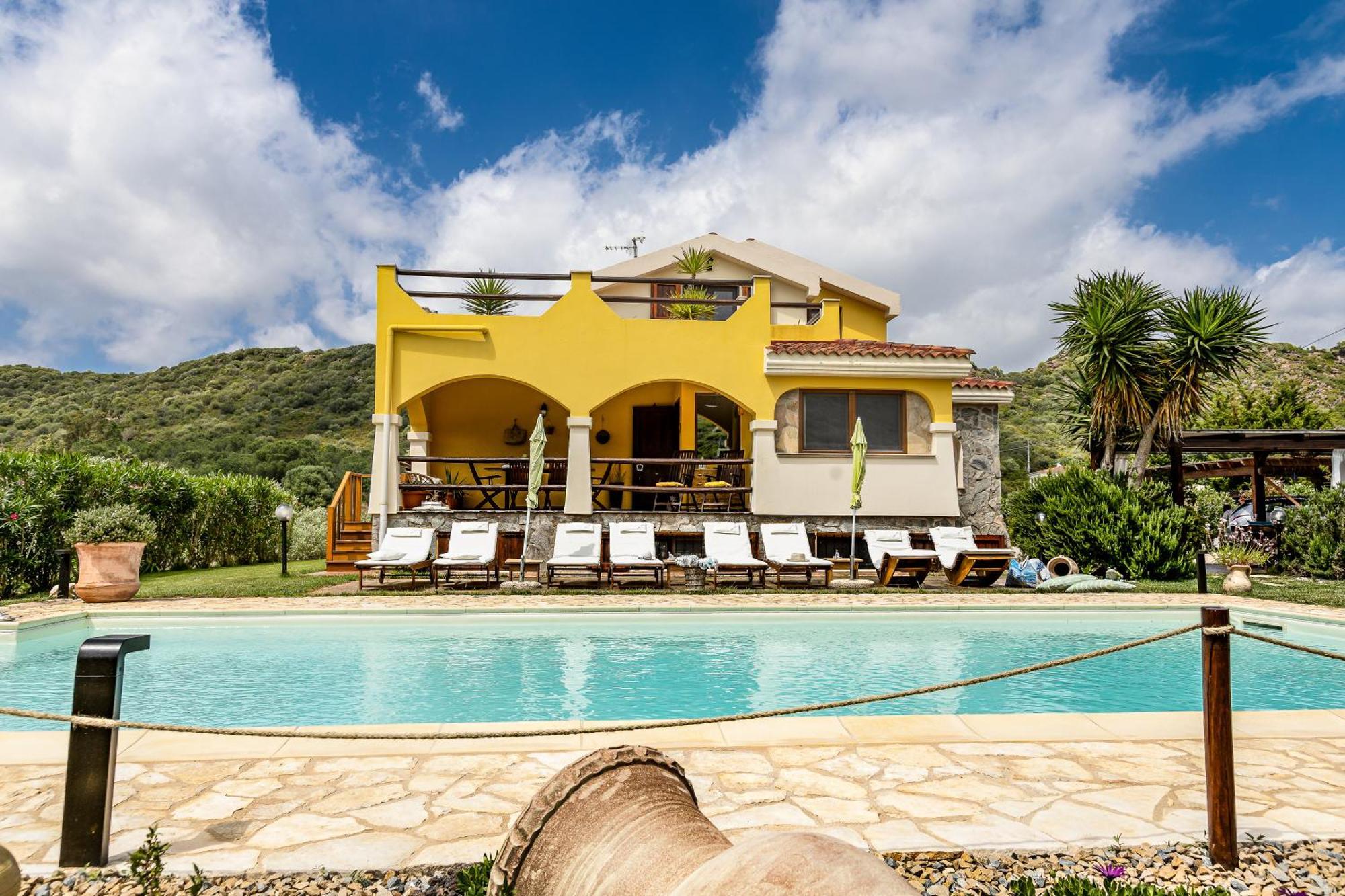 Villa Saige , Piscina Con Idromassaggio ألغيرو المظهر الخارجي الصورة