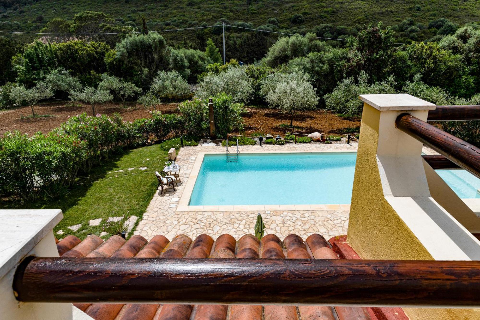 Villa Saige , Piscina Con Idromassaggio ألغيرو المظهر الخارجي الصورة